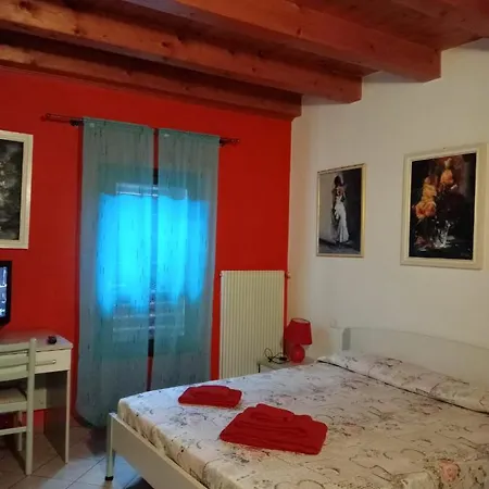 Apartament Da Marcella 2 *